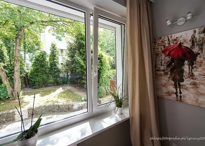 Saska Kepa Apartment